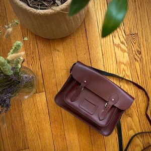Cambridge Satchel Co. 13in